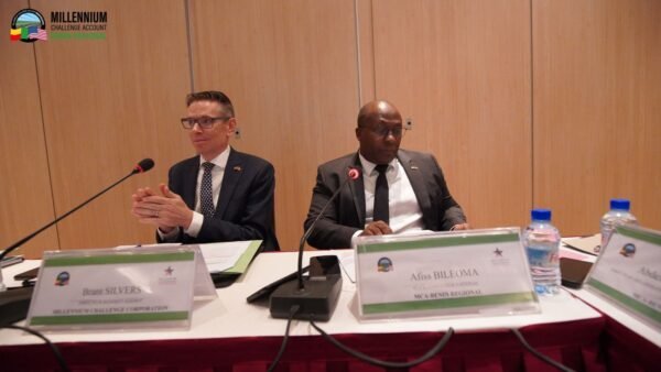 Réunion de Cadrage de la Revue Initiale de la Qualité des Données du Secteur des Transports au Bénin, à l’Hôtel Golden Tulip Le Diplomate Cotonou