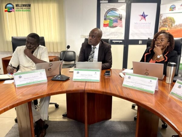 Réunion de Cadrage au sein du MCA-Bénin Régional avec le consultant MOSES